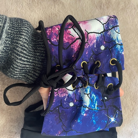 2 for $50 - Dressfo - Galaxy Print High Rise Bikini Bottoms - Size 10 - BNWT - Picture 4 of 6